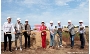 Im Bild v. l. n. r.: Urs Engelmayer, Bauabteilung Sanacorp; Jens Schulte, LIST Bau Nordhorn; Dr. Frank-Bertolt Raith, Leiter des Amtes für Planung und Bau der Hansestadt Stralsund; Antje Saalfeld, Mitglied im Vorstand der Sanacorp, Oliver Eidam, Betriebsleiter Sanacorp Stralsund; Luca Kumpies, Projektleitung Sanacorp; Uwe Risse, regionaler Betriebsleiter Sanacorp, Eiko Köppen, Vertriebsleiter Sanacorp