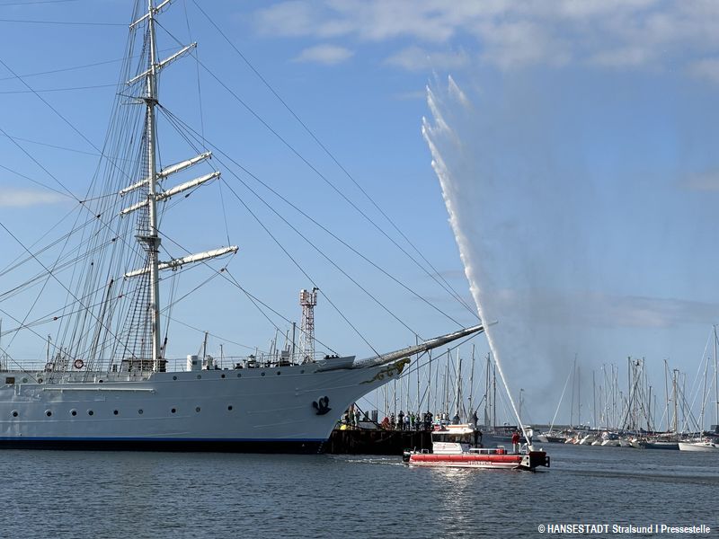 Hier zeigen Crew und Boot, was sie können! Hier zeigen Crew und Boot, was sie können!