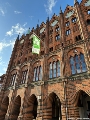 Am 6. August weht die Fahne der Mayors for Peace am Stralsunder Rathaus