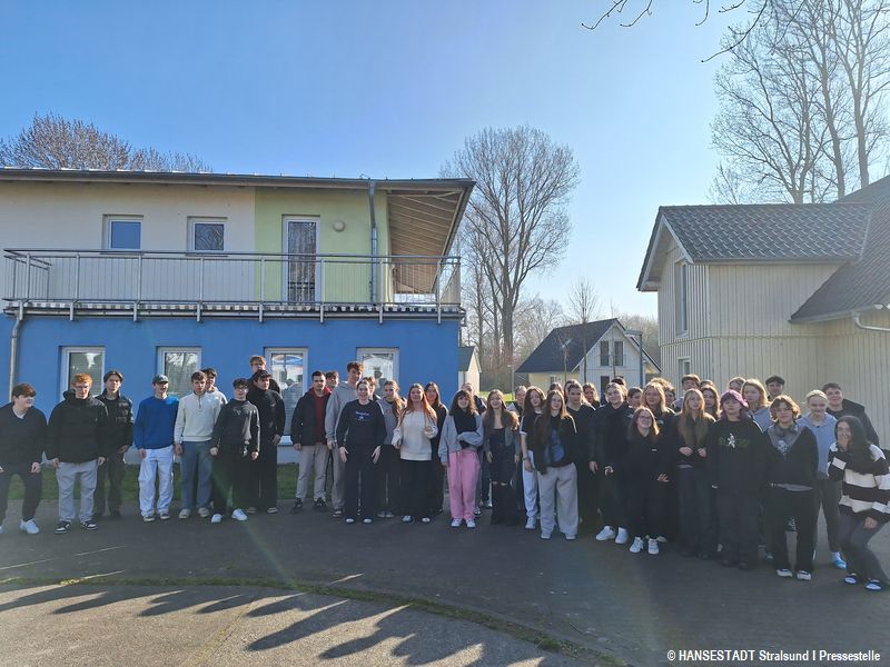 deutsche und polnische Schueler in der Jugendherberge Stralsund-Devin_c DJH MV deutsche und polnische Schueler in der Jugendherberge Stralsund-Devin_c DJH MV