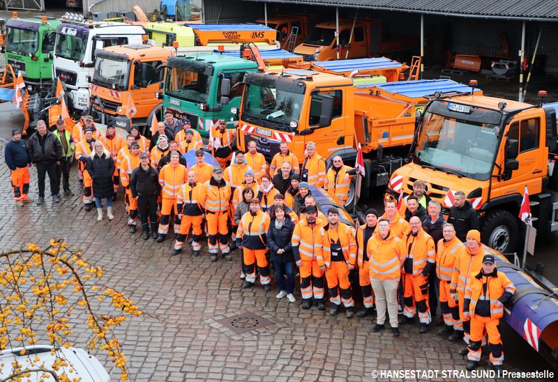 Gruppenbild Abnahme Winterdienst Gruppenbild Abnahme Winterdienst