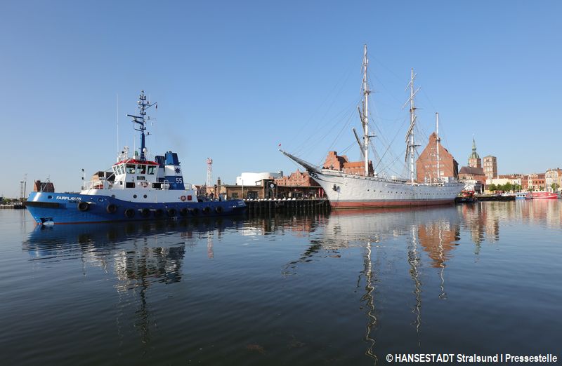 Gorch Fock 1 im Stadthafen kurz vor dem Ablegen Gorch Fock 1 im Stadthafen kurz vor dem Ablegen